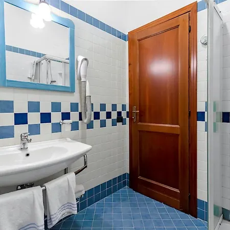 Villaggio Cala Mancina Aparthotel 4*