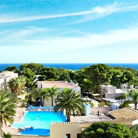 Villaggio Cala Mancina 4*