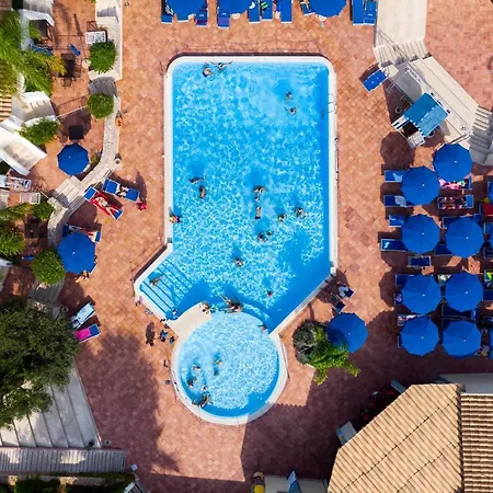 Villaggio Cala Mancina Aparthotel 4*