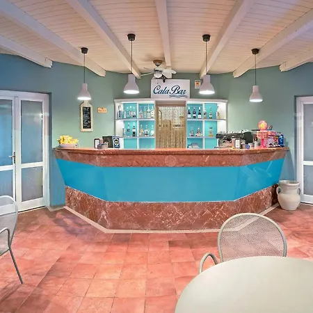 Villaggio Cala Mancina מלון דירות
