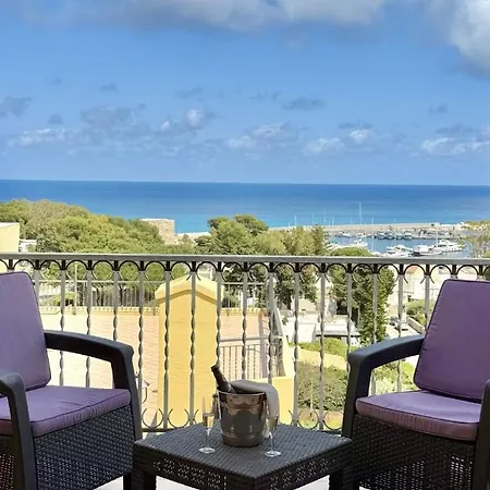 아파트호텔 Villaggio Cala Mancina