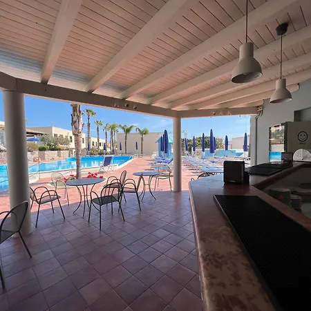 Villaggio Cala Mancina Aparthotel 4*